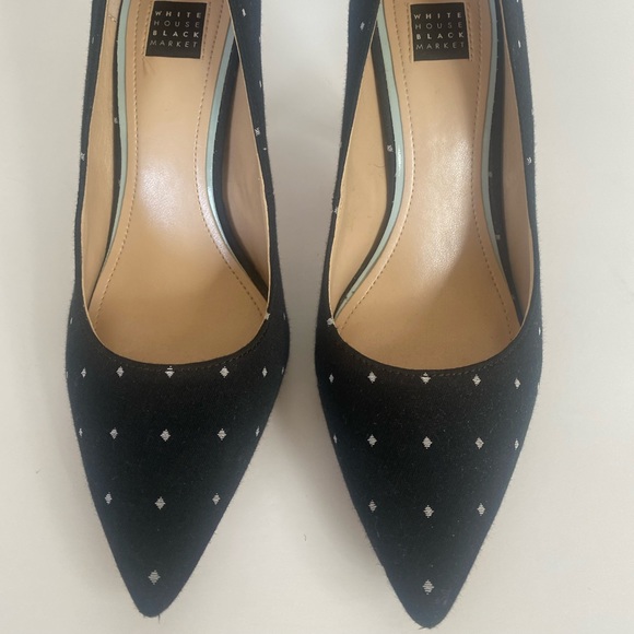 White house black market olivia black ecru polka dot pumps - Picture 4 of 8